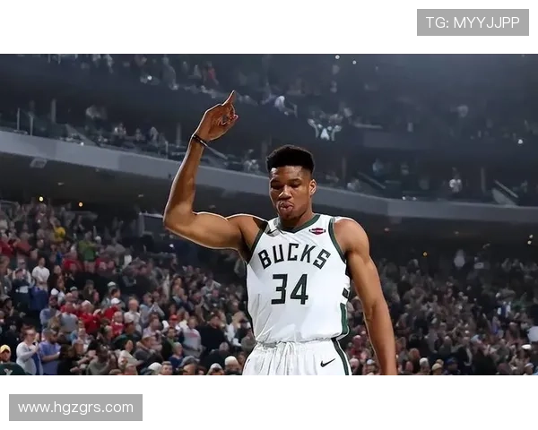 字母哥豪言新赛季三分更精准全队命中二十记三分展现恐怖外线火力