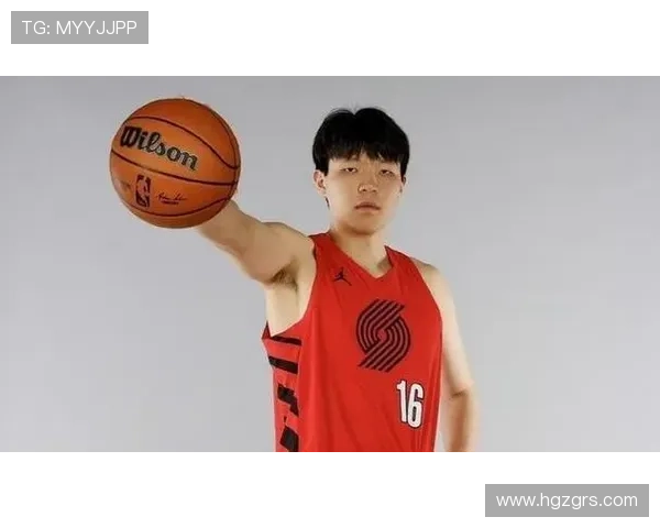 杨瀚森生涯首分引燃全场 罚球时观众高喊MVP展现无限期待